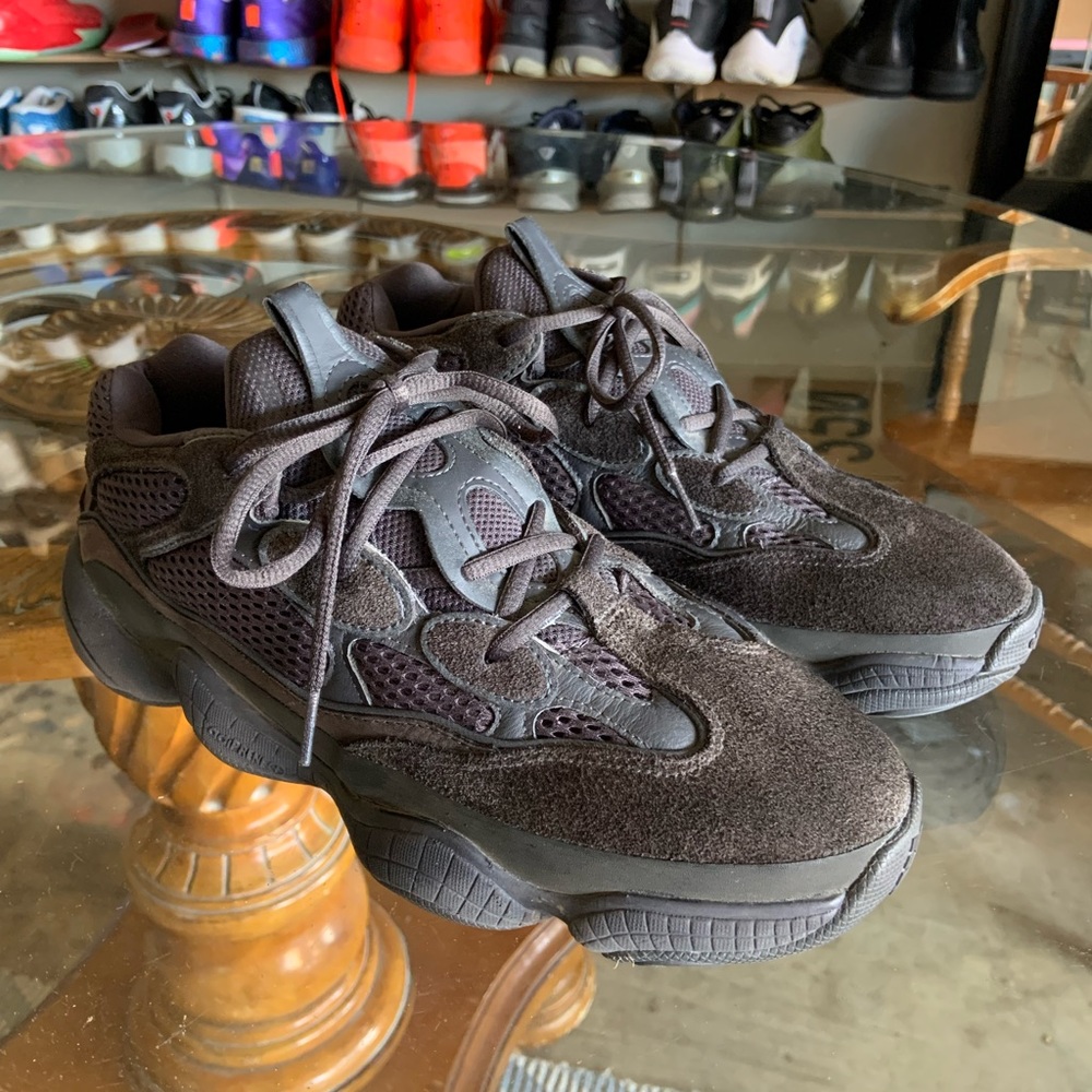Men’s 9 (42.6) adidas Yeezy 500 ‘Utility Black’